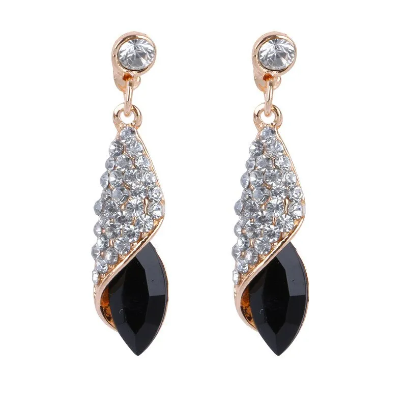 4 Colors Girls Vintage Fashion Acrylic tassel Earrings